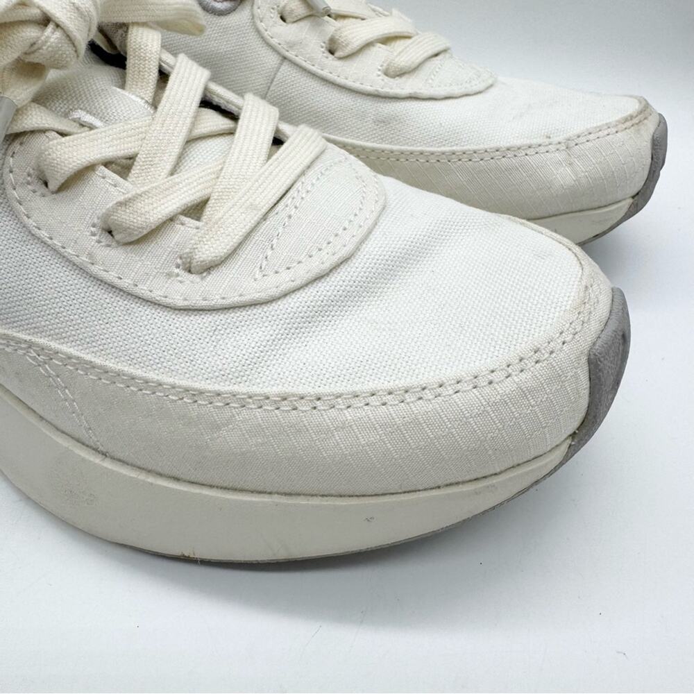 Allbirds Women's Courier Sneaker In Blizzard/Light Grey Size 9 Athleisure Sporty - Picture 4 of 12